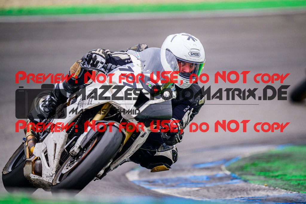 MaZZes_FotoMatrix_240614_6007705_2-58 | GELB