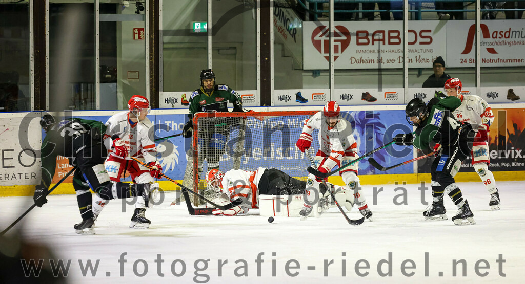 2023-03-14_067_TSV_Erding_gegen_TEV_Miesbach | Erding, Deutschland, 14.03.2023:
Eishockey, Bayernliga Playoffs 2022 / 2023, Halbfinale, TSV Erding gegen TEV Miesbach, Endergebnis: 5:3

Foto: Christian Riedel / fotografie-riedel.net