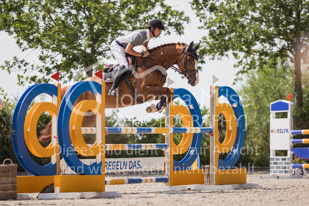 230616_Lemwerder_Springpf-L2-692 | Deine schönsten Turniermomente als professionelle Fotos! Entdecke hochwertige Pferdesport-Fotografie im Online-Shop. Jetzt Fotos finden & bestellen!