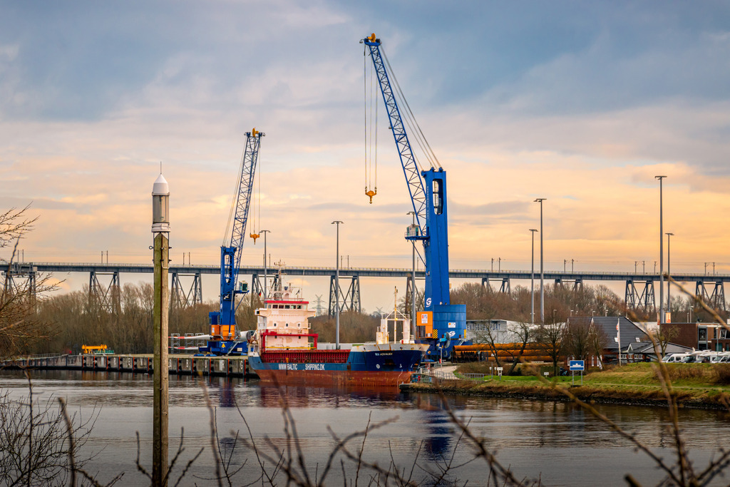 AAC_5438 | Entdecken Sie hochwertigen Fotodruck auf Leinwand, Acrylglas, Alu-Dibond und weiteren Materialien bei Fotodruck Online. Gestalten Sie individuelle Wandbilder in bester Qualität – ideal für besondere Erinnerungen und stilvolle Dekorationen. 