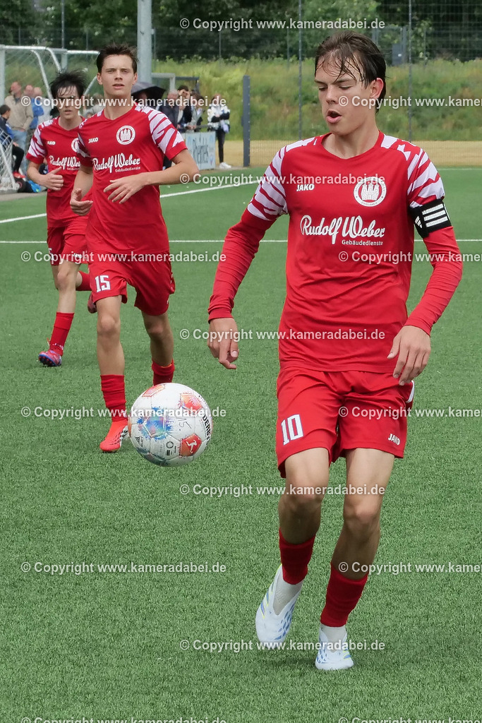 Fußball : C-Junioren : Aufstieg Regionalliga West : SUS 09 Dinslaken - Vfb 03 Hilden am 04.06.2026 in Dinslaken | Fußball : C-Junioren : Aufstieg Regionalliga West : SUS 09 Dinslaken (rotr Trikots)- Vfb 03 Hilden (weiße Trikots) am 04.06.2026 in Dinslaken - Realisiert mit Pictrs.com