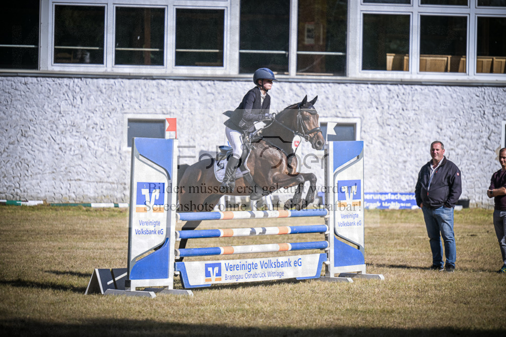 DOS_1343 | Entdecke hochwertige Reitturnierfotos von Foto Oger. Professionell, emotional und authentisch – jetzt Lieblingsmomente im Shop bestellen.Deutschlandweite Turnierfotografie. - Realisiert mit Pictrs.com