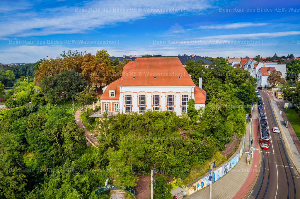 Halle_Bergschänke_Biergarten_bei_Burg_Giebichenstein-0021 | Biergarten - Realisiert mit Pictrs.com