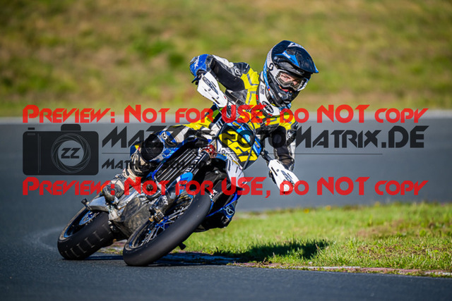 MaZZes_FotoMatrix_220904_5946 | S2