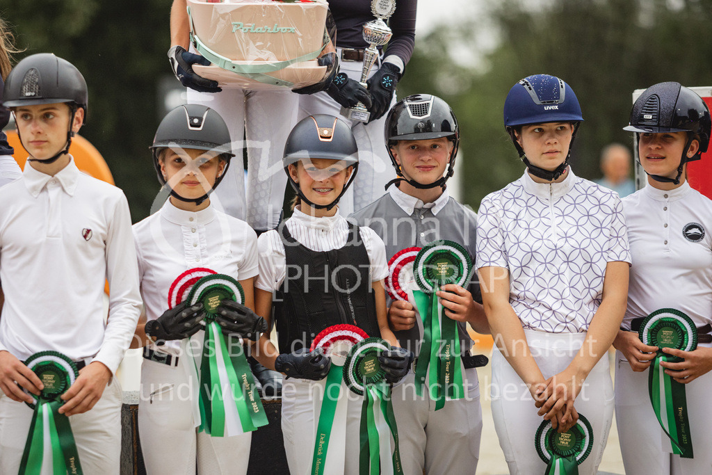 230824_Delbrueck_PonyTrophy-374 | Deine schönsten Turniermomente als professionelle Fotos! Entdecke hochwertige Pferdesport-Fotografie im Online-Shop. Jetzt Fotos finden & bestellen!