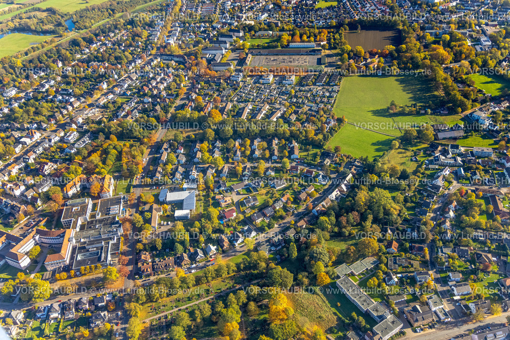 Hamm251001264 | Luftbild, Wohngebiet Huckenholz, Johanniter-Kliniken Hamm Standort Knappenstraße, oben Bundesverwaltungsamt Hamm und Hauptzollamt, Zentrale Unterbringungseinrichtung für Flüchtlinge (ZUE),  Sankt-Georgs-Platz, Uentrop, Hamm, Ruhrgebiet, Nordrhein-Westfalen, Deutschland