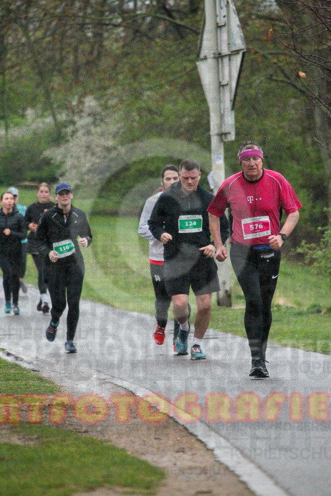 220331_1934_EV4_0182 | Sportfotografie im Rhein-Sieg Kreis, Köln, Bonn, NRW, Rheinland Pfalz, Hessen, etc. Unser Tätigkeitsfeld umfasst den Laufsport vom Volkslauf über den Marathon, Duathlon, Triathon bis zum Ultralauf wie Kölnpfad Ultra oder Schindertrail.