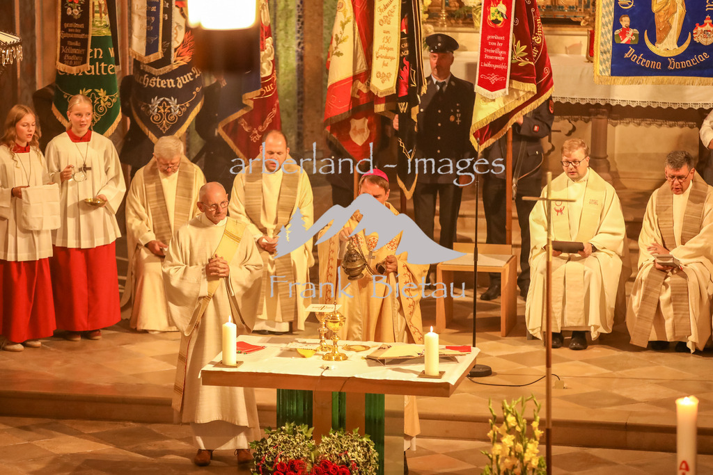 OE7A4814 | Medien- Sport- Entertainmentfotos