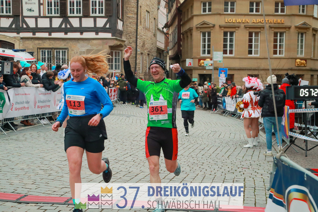 VR Bank Hauptlauf 10000m | 3 Koenigslauf 2023 - Realisiert mit Pictrs.com
