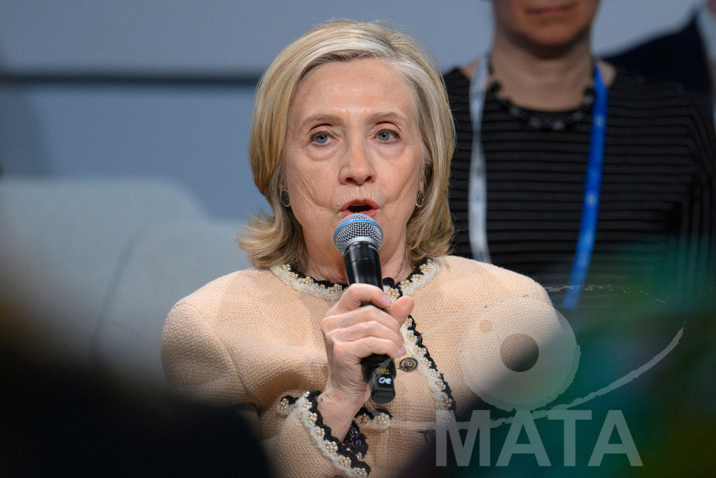 _DWA0280 | Die US-Politikerin Hillary Clinton auf der Veranstaltung Girls Just Want to Have Fundamental Rights: Fighting the Global Pushback im Rahmen der Münchner Sicherheitskonferenz 2026. München, 14.02.2026 Bayern Deutschland - Realisiert mit Pictrs.com