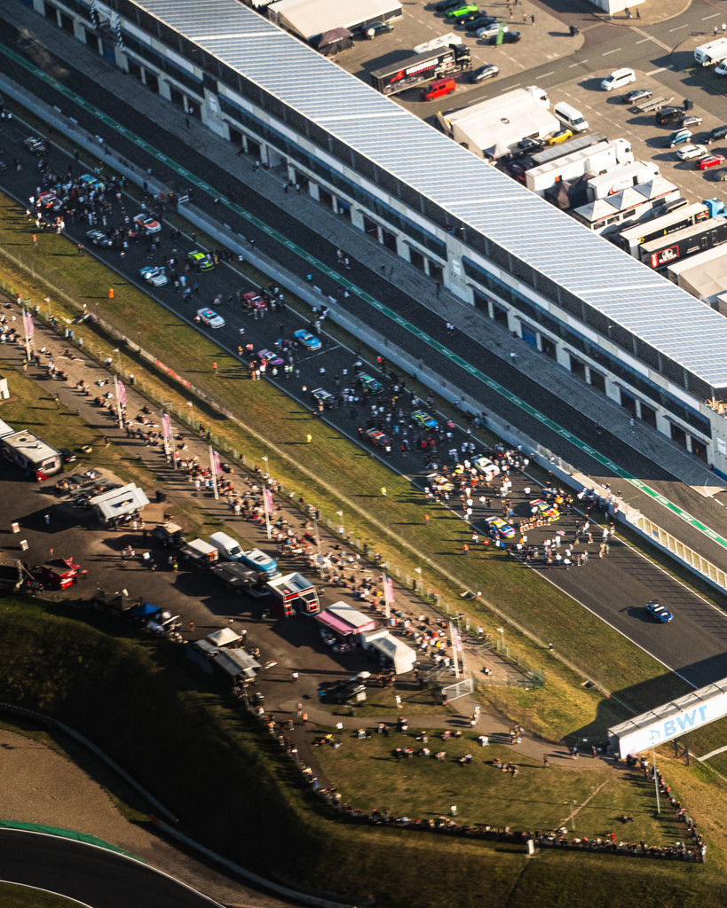 EURONASCAR OSCHERSLEBEN | Exklusive Motorsport-Fotografie aus Leipzig von TXO Media – für Rennfahrer, Teams & Sponsoren. Sausemuth liefert starke Bilder, die Emotion zeigen. Jetzt buchen & glänzen! - Realisiert mit Pictrs.com