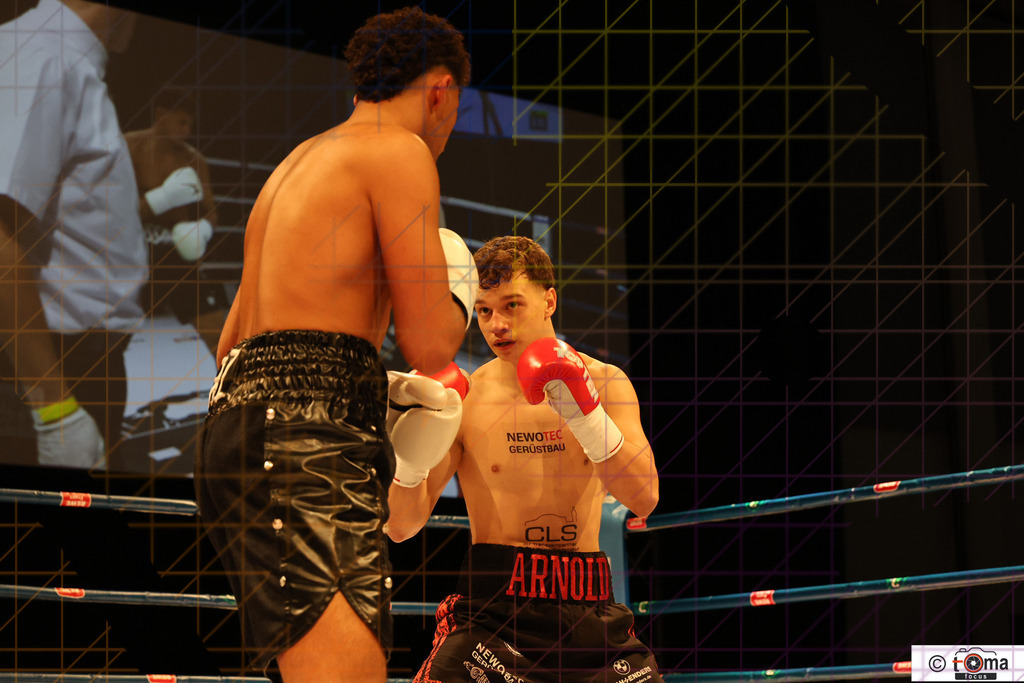 Faiz vs Arnold  25.04.2026 tomafocus Tb00109 | professionelle Sport- und Eventfotografie von Tomafocus – dynamische Bilder, emotionale Momente und hochwertige Aufnahmen für jeden Anlass. - Realisiert mit Pictrs.com