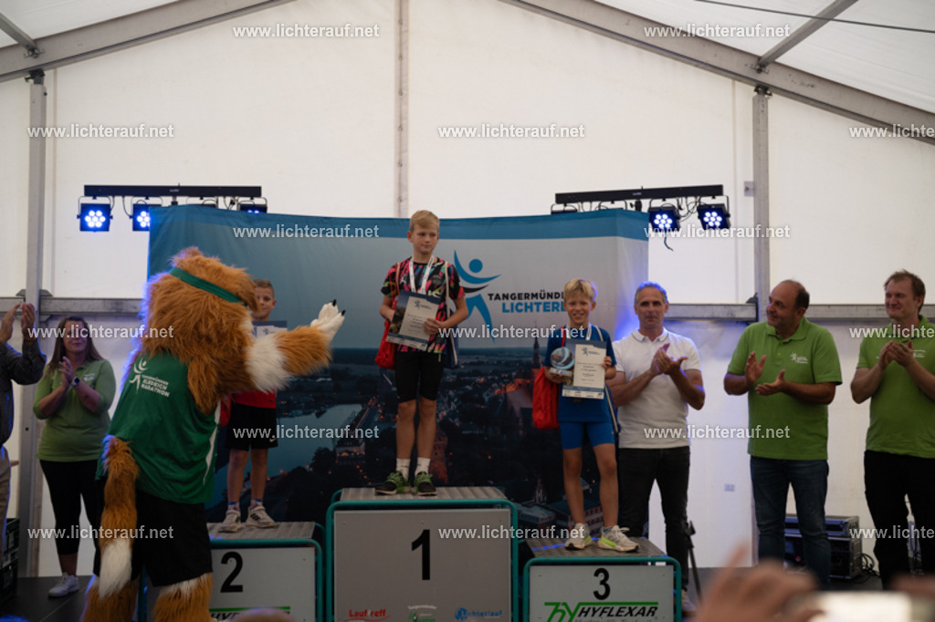 FSC08317 | Lichterlauf  - Realisiert mit Pictrs.com