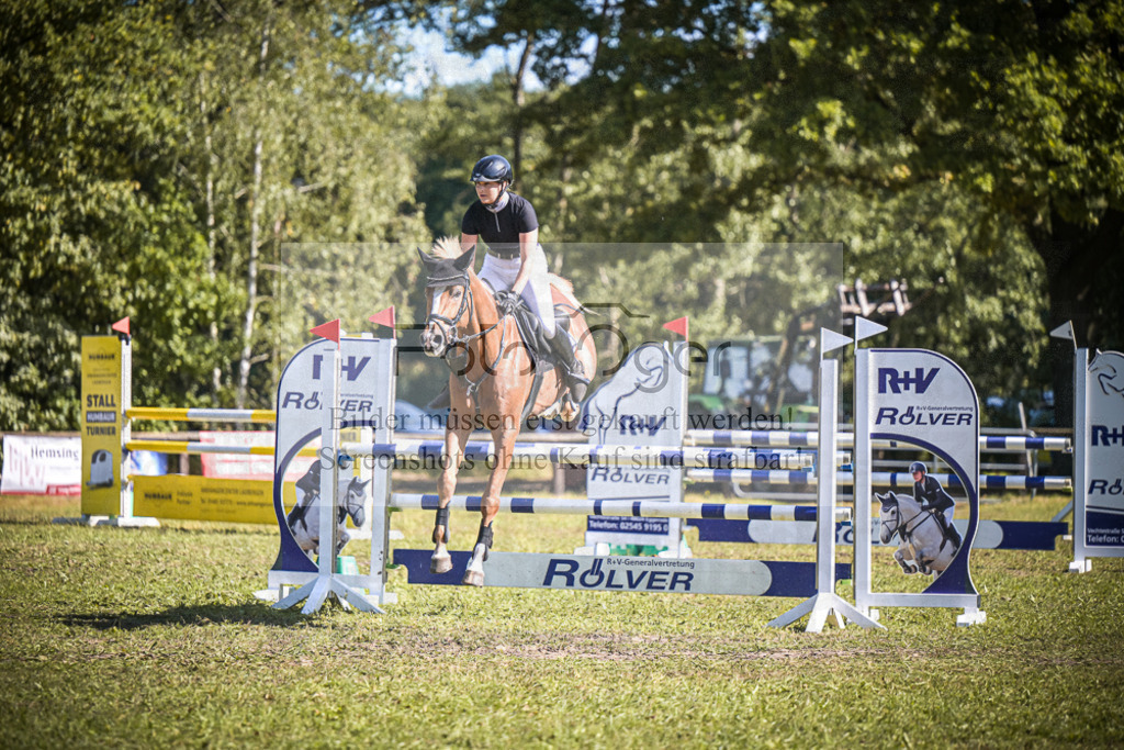 DOS_0472 | Entdecke hochwertige Reitturnierfotos von Foto Oger. Professionell, emotional und authentisch – jetzt Lieblingsmomente im Shop bestellen.Deutschlandweite Turnierfotografie. - Realisiert mit Pictrs.com
