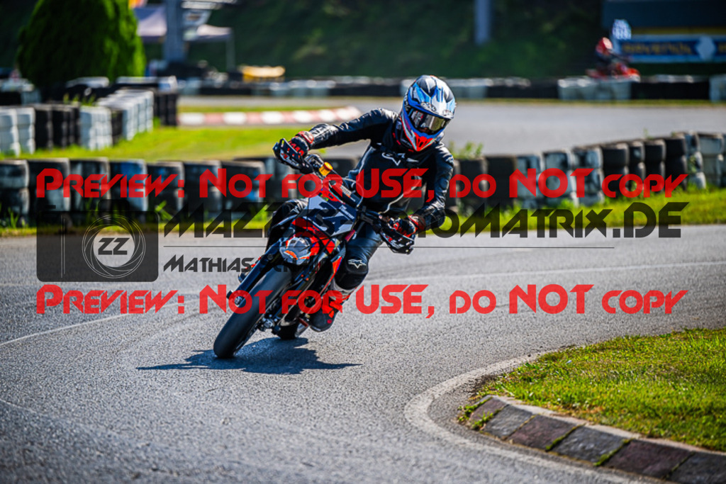 MaZZes_FotoMatrix_230916_5582 | S4