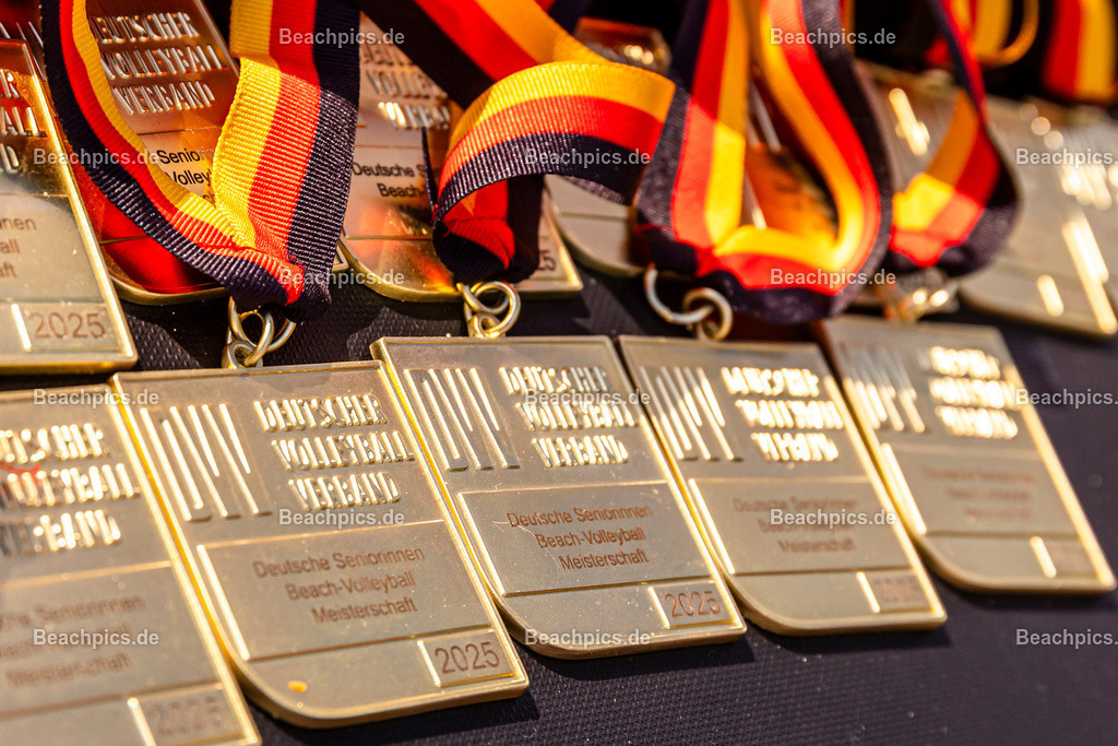 2025-200087300-Deutsche-Senioren-Beach-Meisterschaft |  31.08.2025; Berlin Foto: Gerold Rebsch - www.beachpics.de