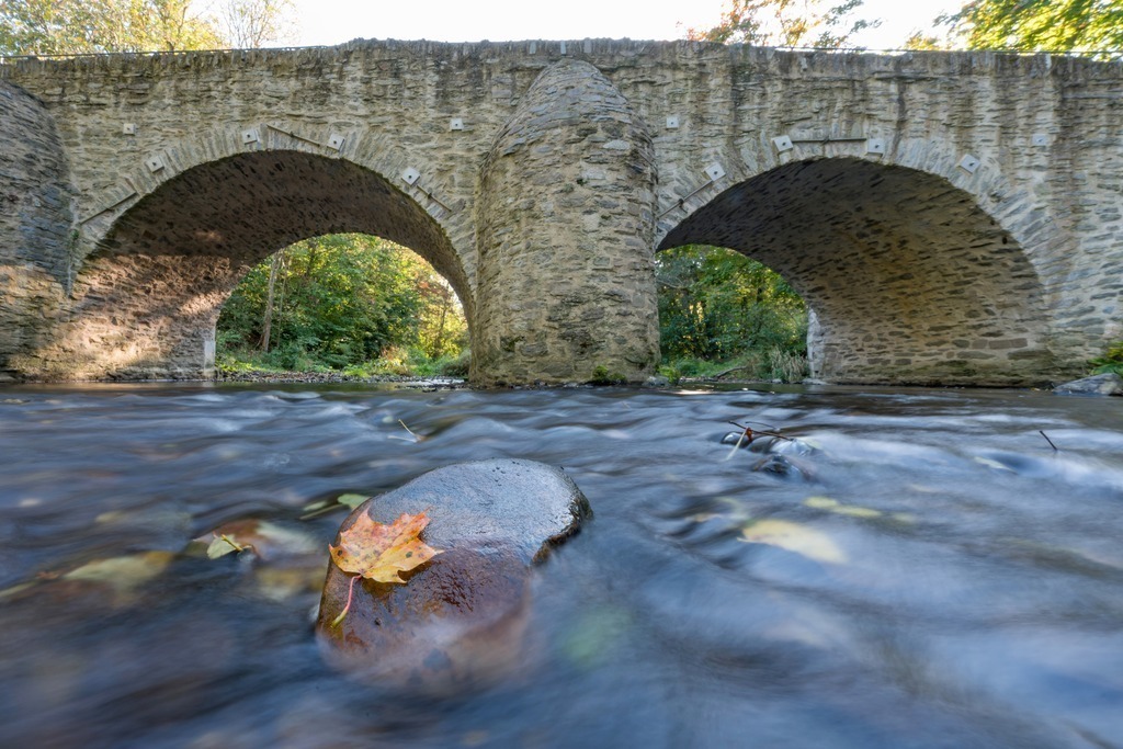 Historische Nisterbrücke, Streithausen | fototour-deutschland - Realisiert mit Pictrs.com