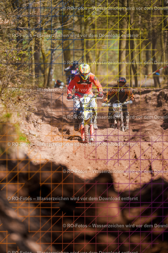 2 Lauf Mernes-1400 | Sportfotografie von RO-Fotos: Motorsport, Motocross, Enduro, Laufveranstaltungen und Triathlon. Professionelle Fotos von Sportlern und Events. - Realisiert mit Pictrs.com