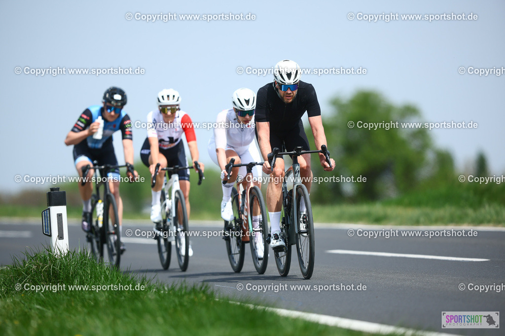 589_TRA55820 | Neusiedlersee Radmarathon 2026@sportshot_your_pictrs #yourpictures#roadtowm2029 #nrm #neusiedlerseeradmarathon #neusiedlersee #neusiedlerseetourismus #burgenland #mörbisch #nrm26 #burgenlandtourismus #voglundco #poweredbyburgenlandtourismus #radsport #rad #marathon #ucigranfondo #visitburgenland #ucigranfondoworldseries