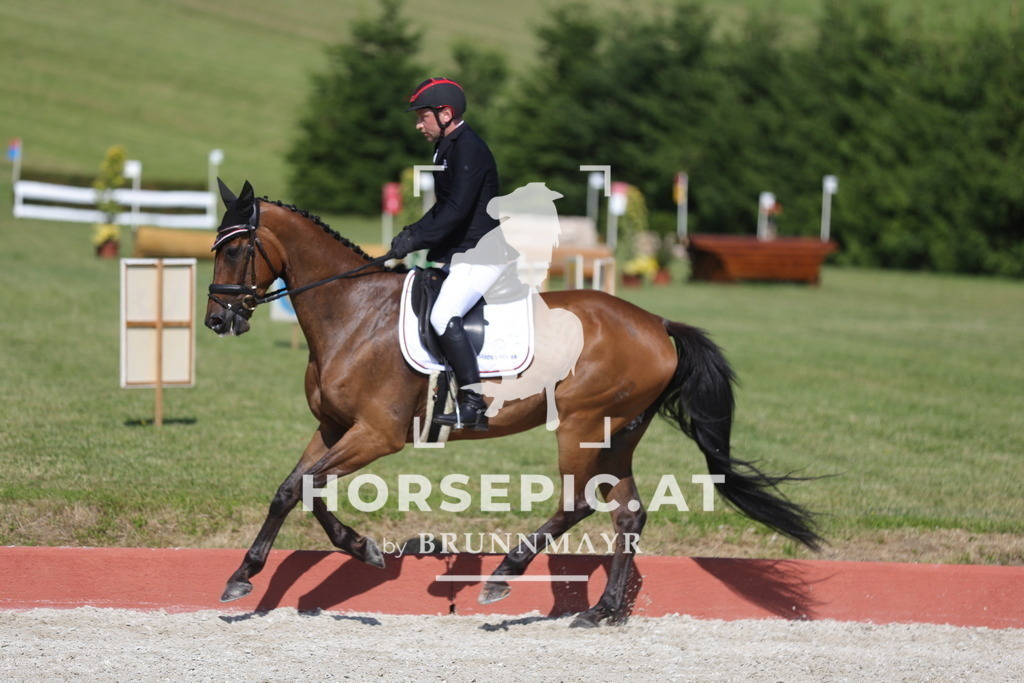 0P6A7809 | Willkommen bei Brunnmayr - Design & Fotografie – Ihrem Spezialisten für Reitturniere und Pferdeveranstaltungen in Oberösterreich, Salzburg und Bayern! Seit über 17 Jahren sind wir leidenschaftlich dabei.