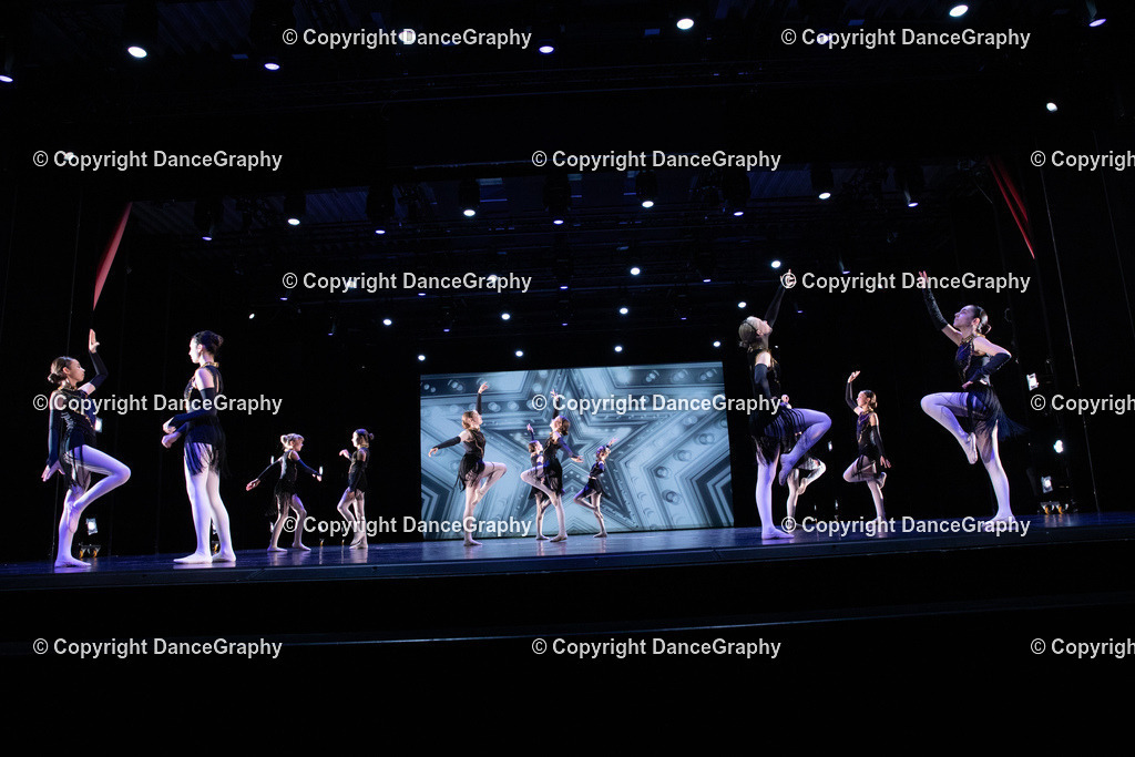 GPHY6220 | DanceGraphy - Realisiert mit Pictrs.com