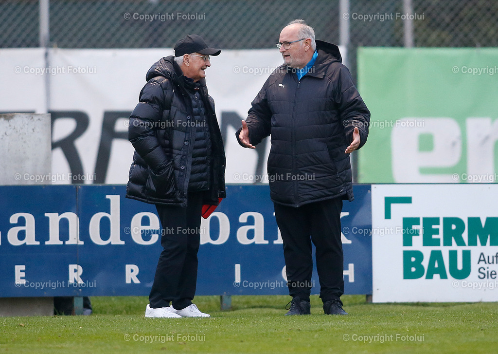 A_LUI_051024_34 | SPORT,FUSSBALL,LL .OST ASKOE OEDT 1B-UFC EFERDING 05.10.2024 IM BILD: FRANZ GRAD UND TRAINER HERBERT PANNHOLZER (OEDT 1B) UND (EFERDING) FOTO:FOTOLUI