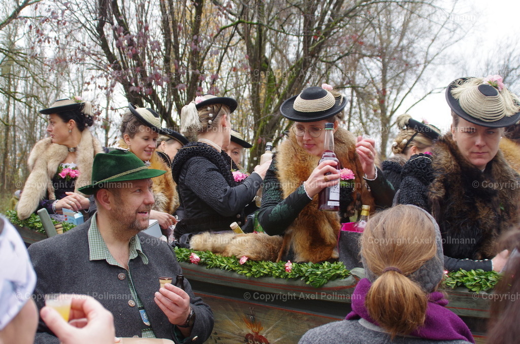 IMGP9627 | fotografiert von Axel PollmannLeonhardi Wallfahrt Benediktbeuern und Murnau, Fronleichnam, Fasching, Landschaft im Loisachtal und Benediktbeuern  - Realisiert mit Pictrs.com