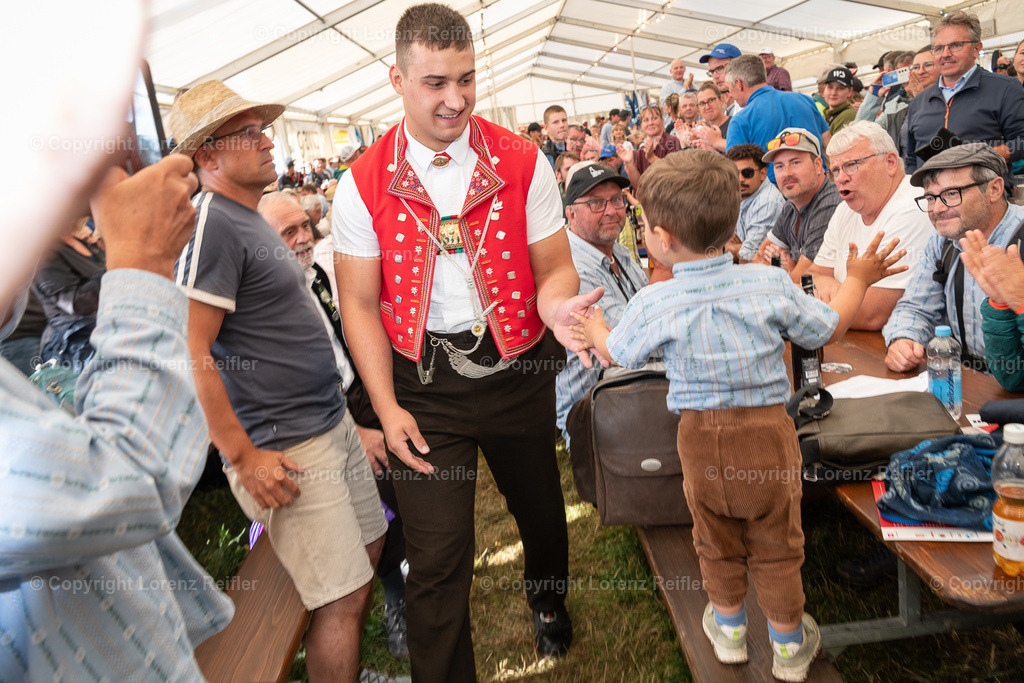 Schwingen -  Weissenstein Schwinget 2025 | Weissenstein bei Solothurn, 19.7.25, Schwingen - Weissenstein Schwinget.