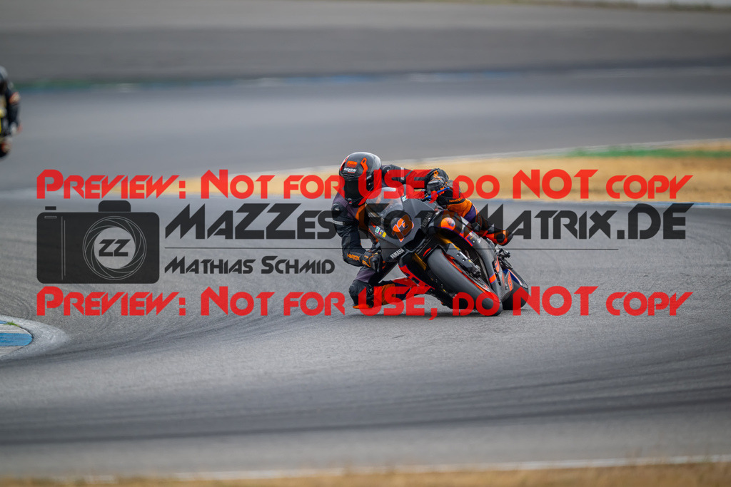 MaZZes-Fotomatrix-20260809-580462 | R1
