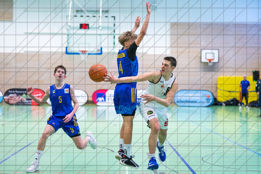 JBBL Relegation Gruppe 1 25/26 | Spieltag 12 | Charisma Young Bulls vs. SG Alba Wiesel Berlin | 18.01.26: JBBL Relegation Gruppe 1 25/26 | Spieltag 12 | Charisma Young Bulls vs. SG Alba Wiesel Berlin / Osnabrück / Deutschland  //   CREDIT:www.bullenfotos.de, Martin König, Hörner Weg 40, D-49078 Osnabrück, +4917663732967 // Nutzung und Weitergabe nur zu den vereinbarten Zwecken. Presseanfragen an Ersteller. Alle Rechte beim Ersteller. Honorierung nach MFM. - Realisiert mit Pictrs.com