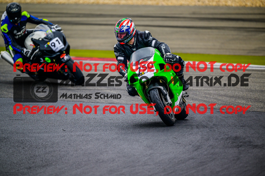 MaZZes_FotoMatrix_240717_6007705_3156 | GELB