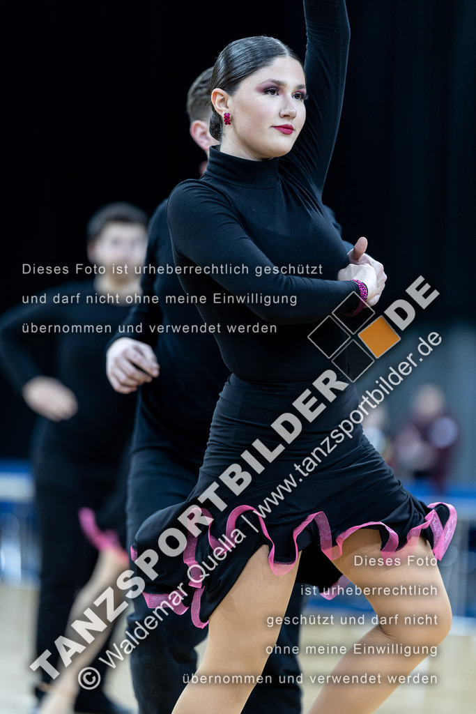 20240310-00570 | Hier finden Sie Tanz Bilder vom Latein und Standard Formationen tanzen. Sportbilder vom Tanzsport. Schöne Fotos und von Weltmeisterschaft, Europameisterschaft, Bundesliga, Regionalliga, Oberliga und Landesliga sowie von GOC Stuttgart, DanceComp, WM Bremen