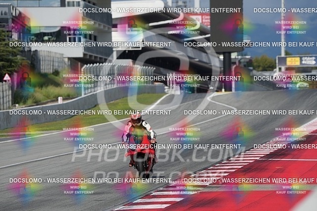 2025_10_26_PBK_62018 | Sportfotografie; SlowMotion; Video; Rennstrecke; Hafeneger; RSE; Speer; Trackday; Motorsportarena; Hockenheimring; Brno; Most; Barcelona; Valencia, Benny; Kaetzmer;