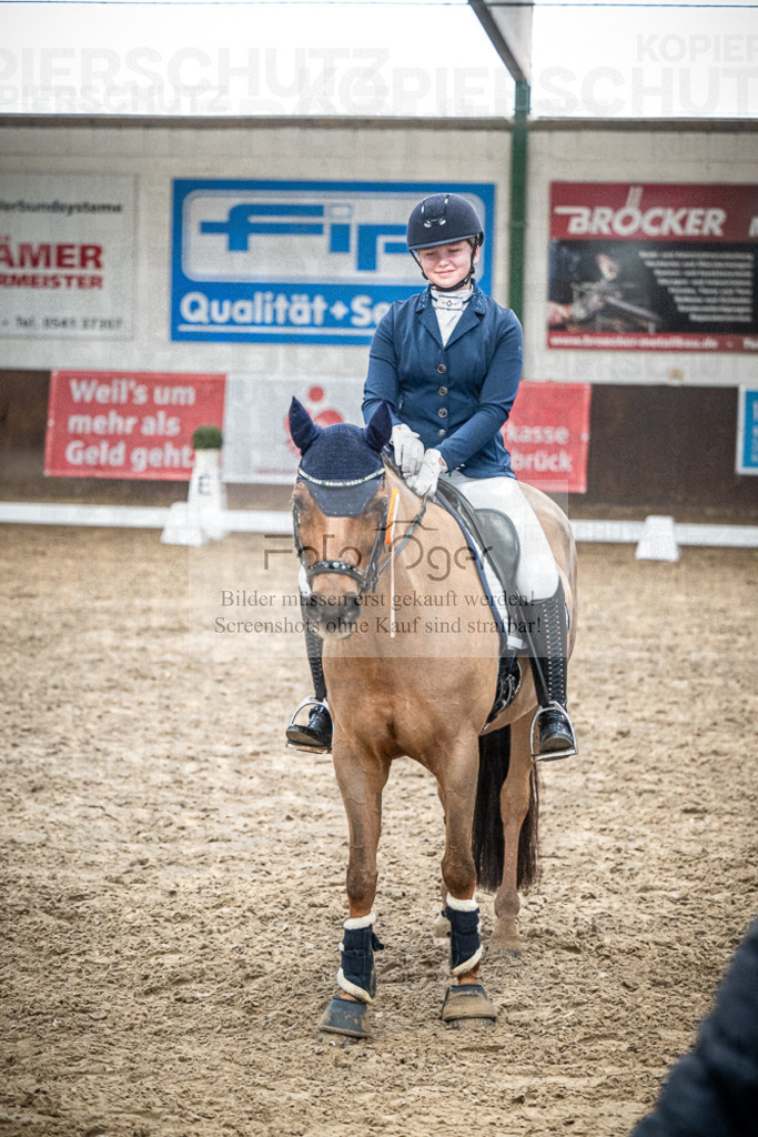 DOS_0012 | Entdecke hochwertige Reitturnierfotos von Foto Oger. Professionell, emotional und authentisch – jetzt Lieblingsmomente im Shop bestellen.Deutschlandweite Turnierfotografie. - Realisiert mit Pictrs.com
