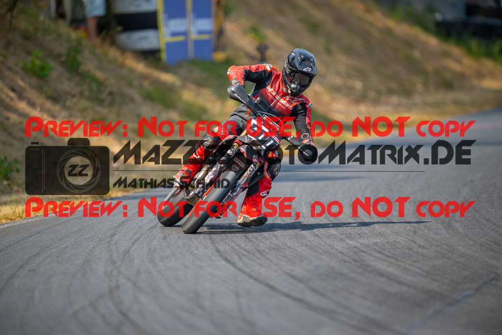 MaZZes-Fotomatrix-20260816-614620 | S2