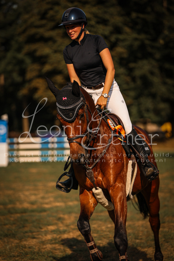 14.FrPfL00160 | Leoni Ertmer Photography - Realisiert mit Pictrs.com