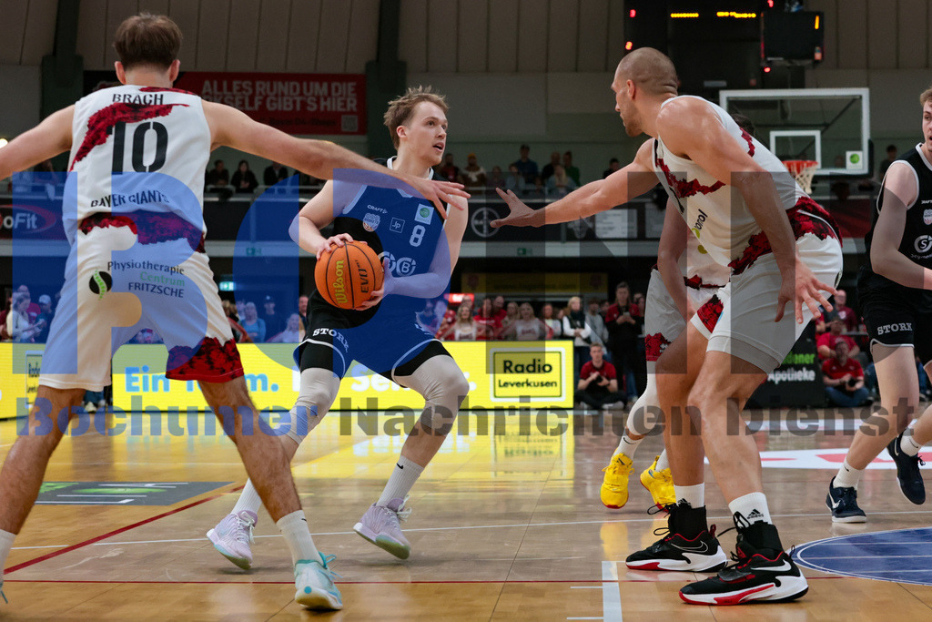 SES_LEVWOL20250525-19 | bond - Realisiert mit Pictrs.com