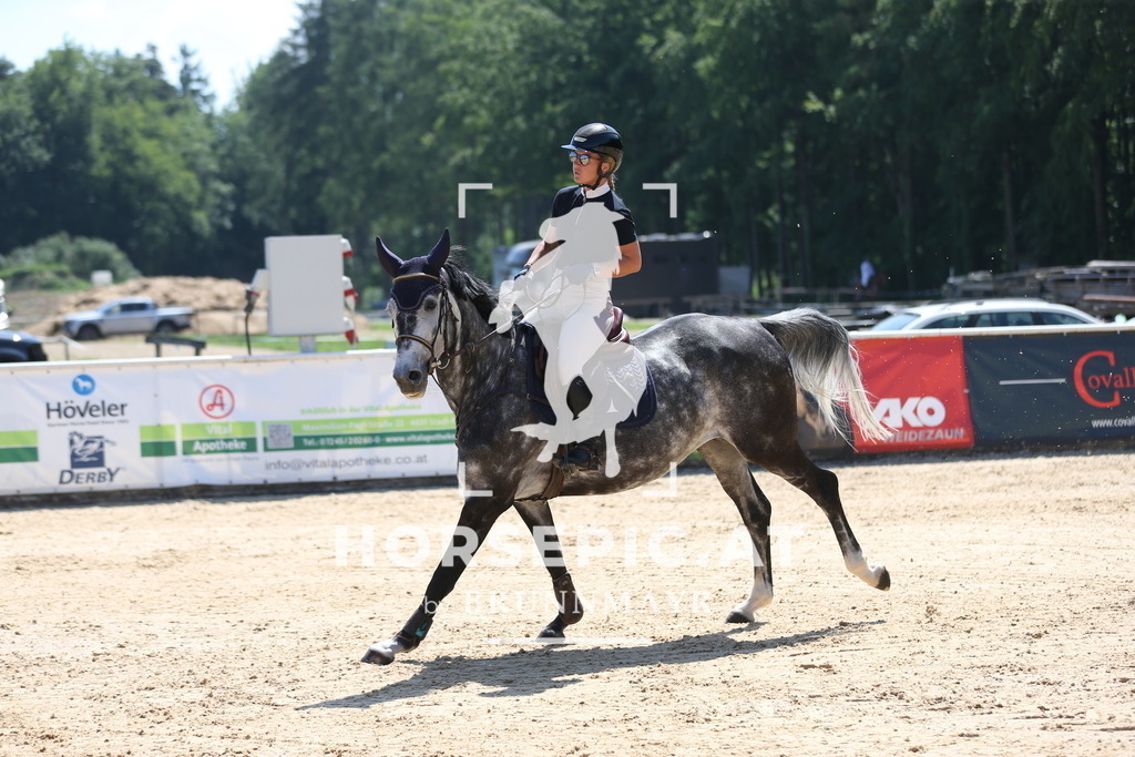 PP014281 | Willkommen bei Brunnmayr - Design & Fotografie – Ihrem Spezialisten für Reitturniere und Pferdeveranstaltungen in Oberösterreich, Salzburg und Bayern! Seit über 17 Jahren sind wir leidenschaftlich dabei.