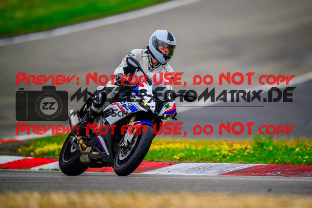 MaZZes_FotoMatrix_240804_6007705_9561 | Fotograf Mathias Schmid
Sportfotograf,
Eventfotograf,
Hochzeitsfotograf,
Portraitfotograf