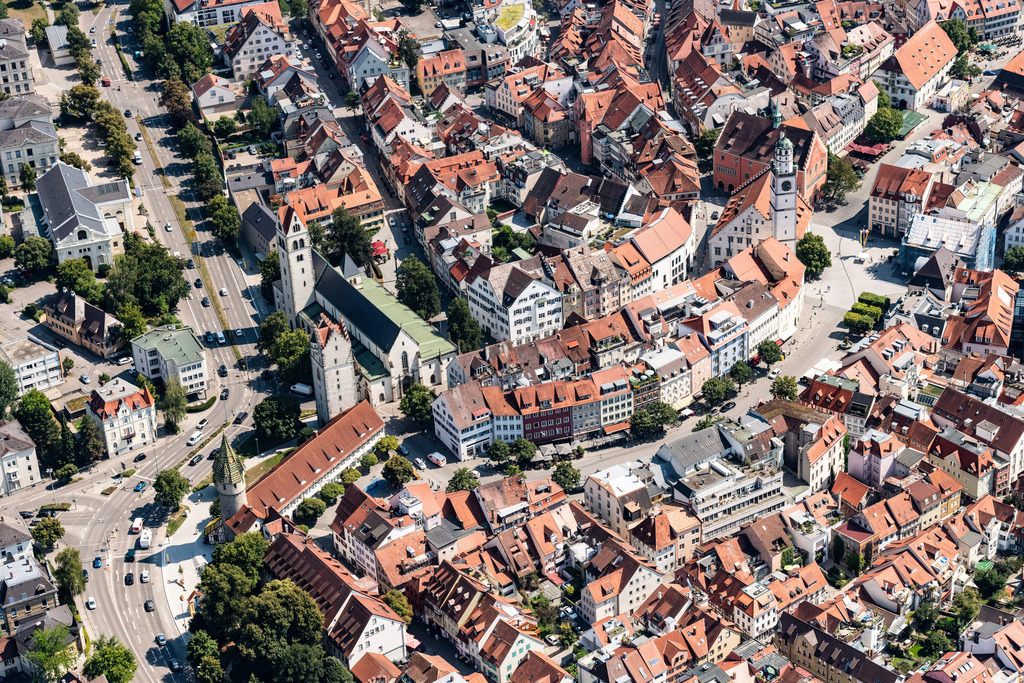 dr__0016017.jpg | RAVENSBURG 03.08.2018 Altstadtbereich und Innenstadtzentrum in Ravensburg im Bundesland Baden-Württemberg, Deutschland. // Old Town area and city center in Ravensburg in the state Baden-Wurttemberg, Germany. Foto: Daniel Reiter