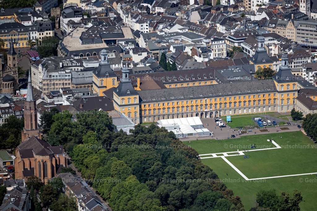 4048285 | Rheinische Friedrich-Wilhelms-Universität Bonn, eine der großen Universitäten in Deutschland.