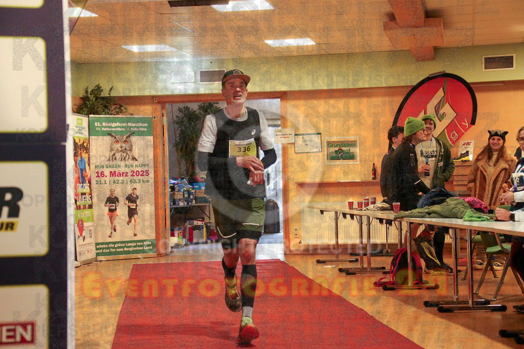 241208_1242_EX1_7840 | Sportfotografie im Rhein-Sieg Kreis, Köln, Bonn, NRW, Rheinland Pfalz, Hessen, etc. Unser Tätigkeitsfeld umfasst den Laufsport vom Volkslauf über den Marathon, Duathlon, Triathon bis zum Ultralauf wie Kölnpfad Ultra oder Schindertrail.