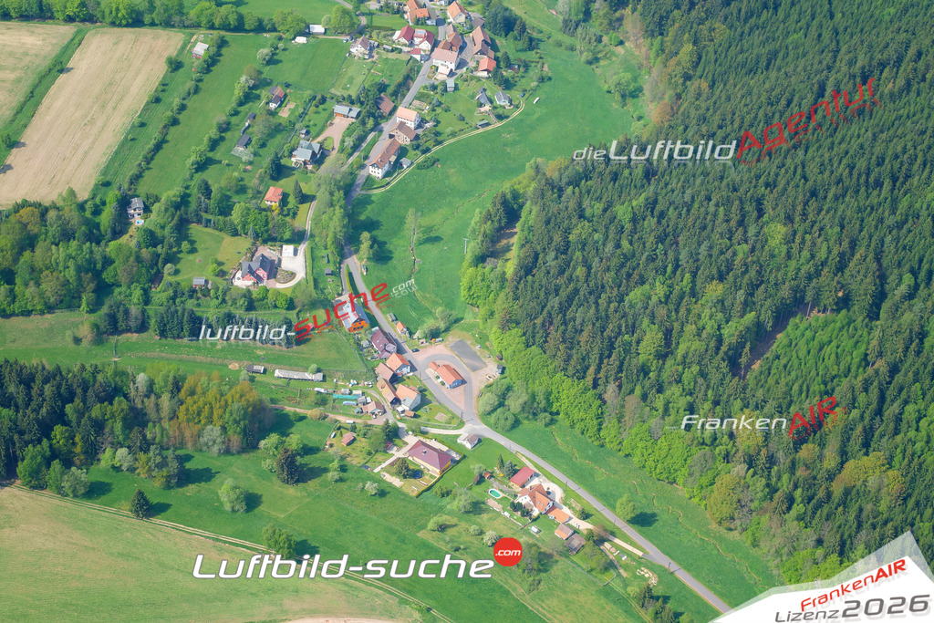 Die Luftaufnahme Fischbach - Schleusingen wurde vom UL-Flugzeug (keine Drohne) aus fotografiert.Hohe Druck- Auflösung-die Geschenkidee!