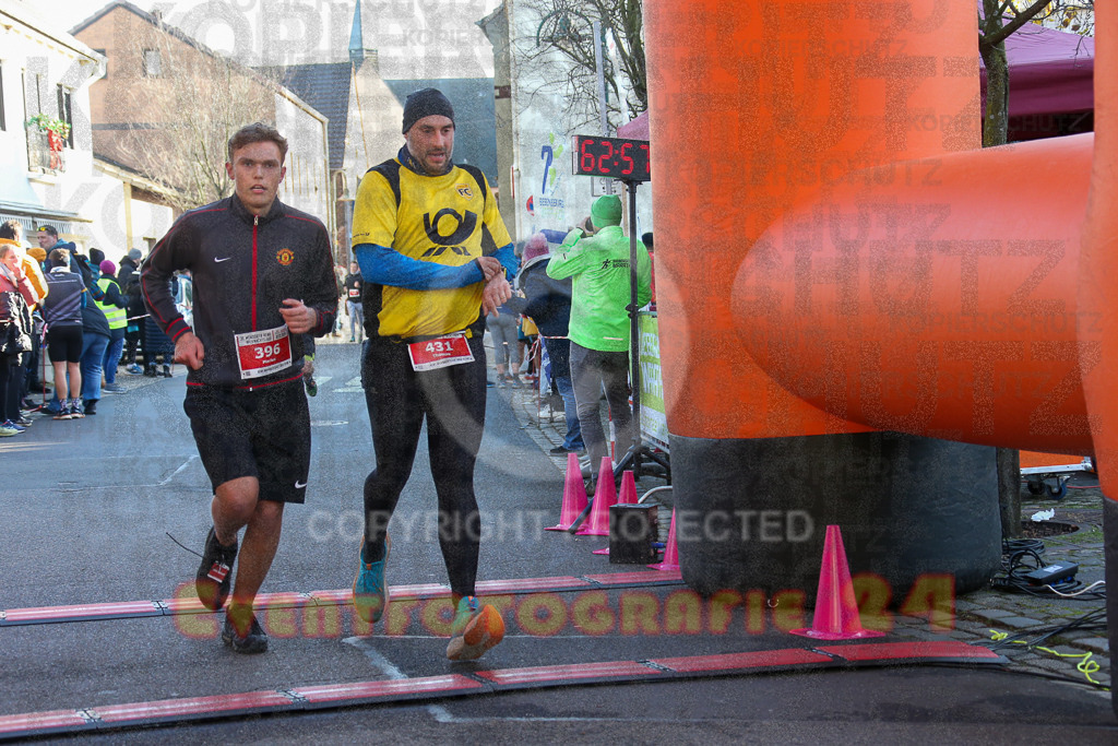 241201_1239_EX1_3023 | Sportfotografie im Rhein-Sieg Kreis, Köln, Bonn, NRW, Rheinland Pfalz, Hessen, etc. Unser Tätigkeitsfeld umfasst den Laufsport vom Volkslauf über den Marathon, Duathlon, Triathon bis zum Ultralauf wie Kölnpfad Ultra oder Schindertrail.