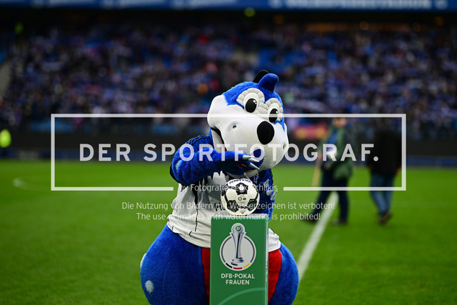 Fußball I Frauen I Saison 2025-2026 I DFB-Pokal I Achtelfinale I Hamburger SV - Bayer 04 Leverkusen I 14677 | Der Sportfotograf. - Realisiert mit Pictrs.com