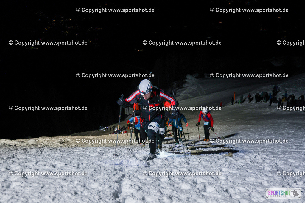 007A9894 | VerticalUp! #vertical_up_kitzbuehel #sportshot_your_pictrs #yourpictrs #dinafit #verticalup!2026