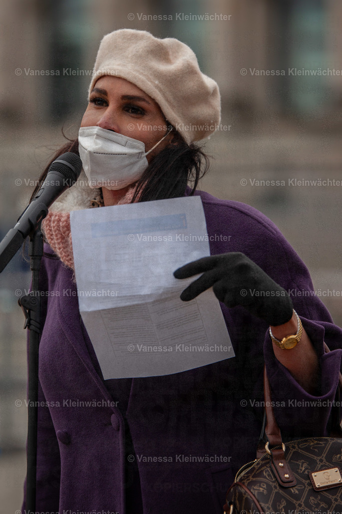  Trans Day Of Visibility Kundgebung 2022 in Berlin | Vanessa Kleinwächter - Realisiert mit Pictrs.com
