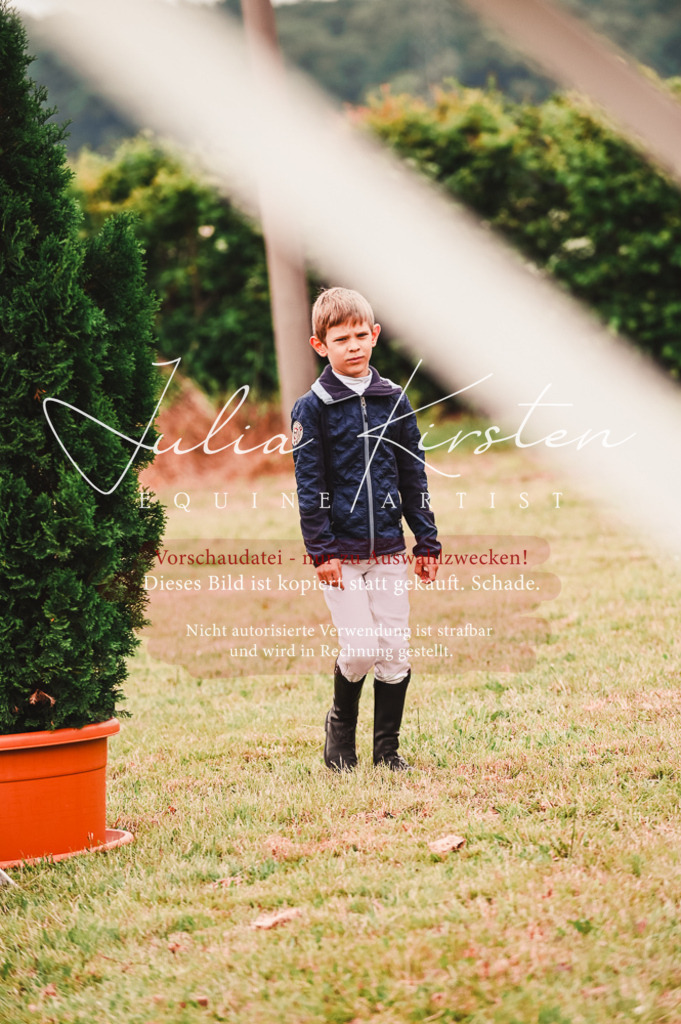 DSC_4951 | Pferde- und Turnierfotografie in Westsachsen. Pferdeportraits, Auftragszeichnungen und intuitive Kunst.