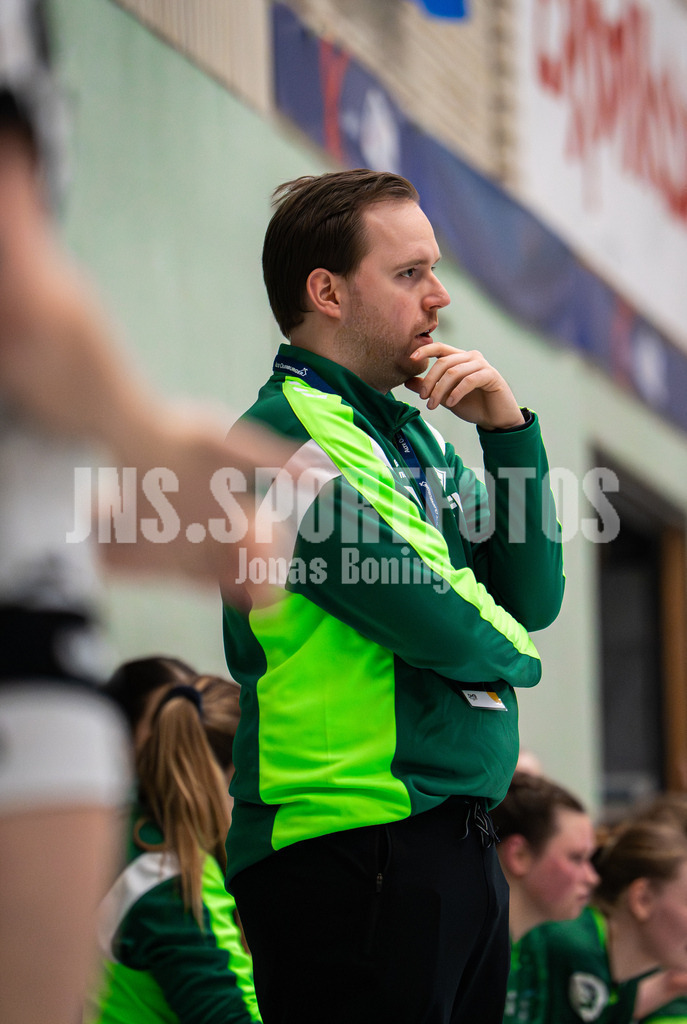 Handball I Frauen I Saison 2025-2026 I 3. Liga Staffel Nord I 13. Spieltag I SC SFN Vechta -Buxtehuder SV II-52 | Simon Schreiner (SC SFN Vechta) - Realisiert mit Pictrs.com