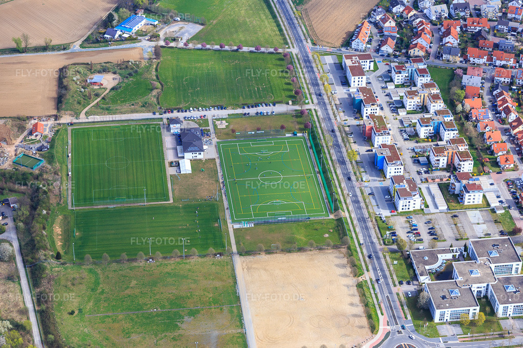 Luftbild: Sportpark des SSG Bensheim Hockey und des FC Italia Bensheim e.V. in Bensheim im Bundesland Hessen in Deutschland. Foto: IMG_077084.jpg vom 12.04.2015 durch Werner Riehm/FLY-FOTO.deWWW.SSG-BENSHEIM.DE